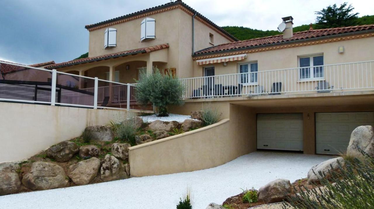 Maison Accueillante A Nant Avec Piscine Partagee Exterior photo